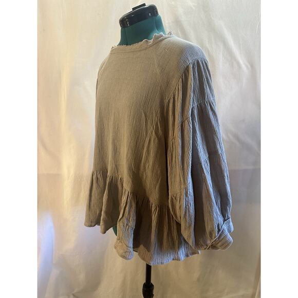 Mod Ref Taupe Textured Peplum Blouse (Size L) - Picture 2 of 7